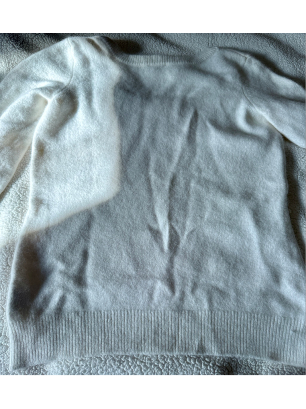 Women's Le Chateau Angora Blend Crew Neck Sweater White Size S-M Rabbit - Picture 5 of 12